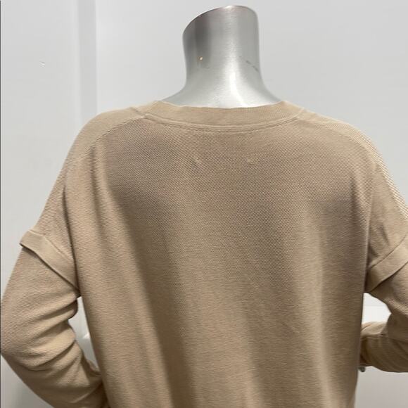 Brochu Walker Name Brand Cut Off Beige V-Neck  Asymmetrical Women's Sweater - Picture 9 of 12